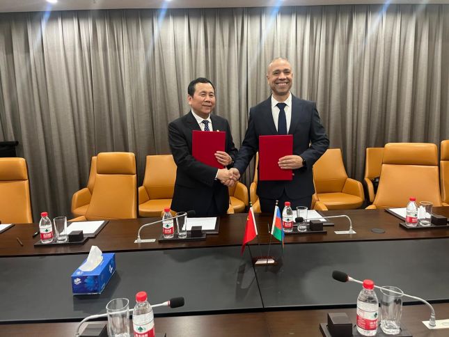 Çin şirkətləri ilə “yaşıl enerji” üzrə 6 sənəd imzalanıb